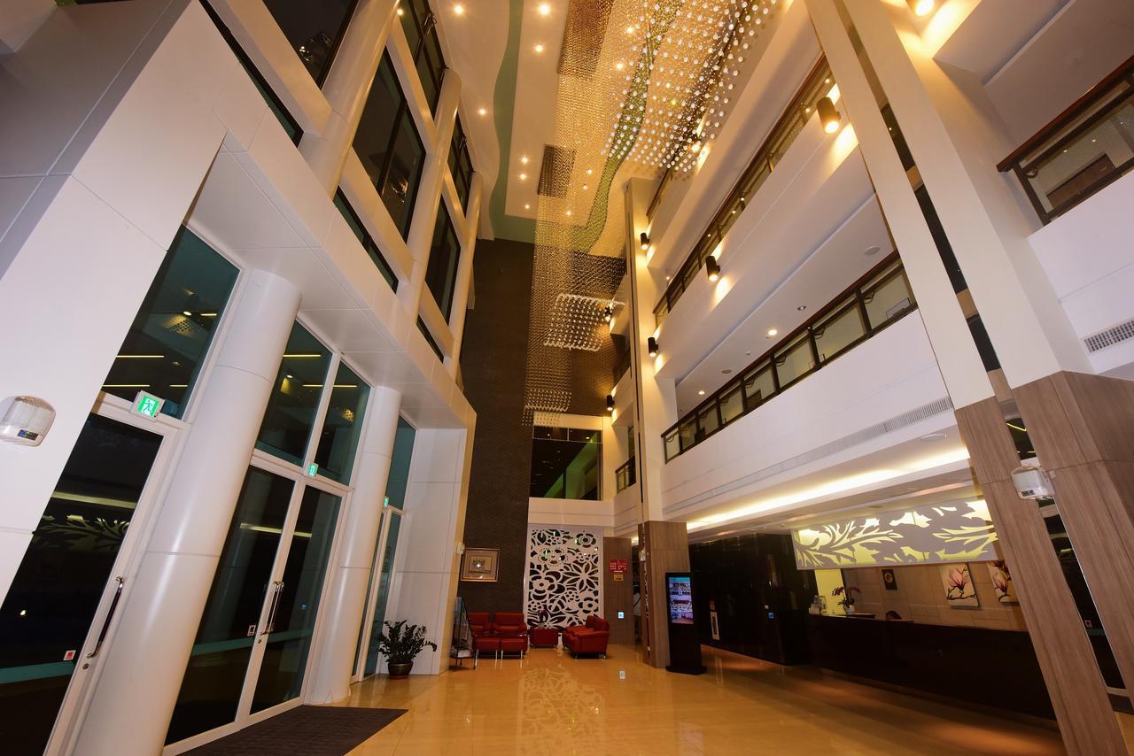 Sun Moon Lake Teachers' Hostel Yuchi Exterior foto